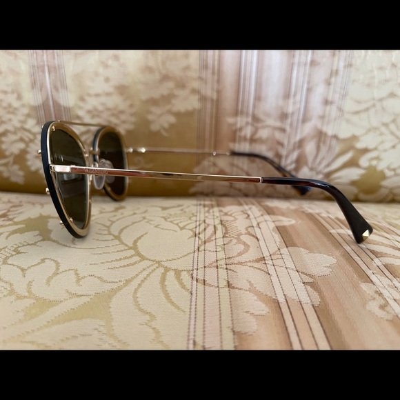 Valentino Swarovski Crystal Embellished Sunglasses - Picture 4 of 5